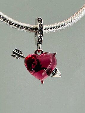 NEW Pandora Red Heart & Arrow Murano Glass Dangle Charm 793085C01